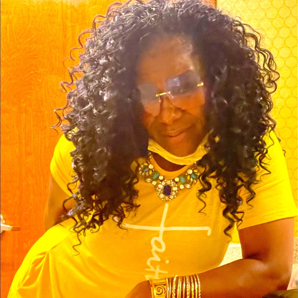 Meet your Posher, Thalisa